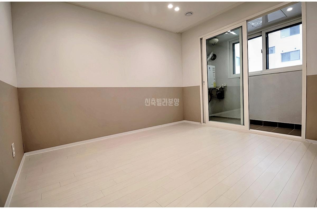 M4115338 2 인천시 서구 마전동 1153 3 클래시앤 A동 208호 3R2T 3억 12 @@ HQ 20260508 214110