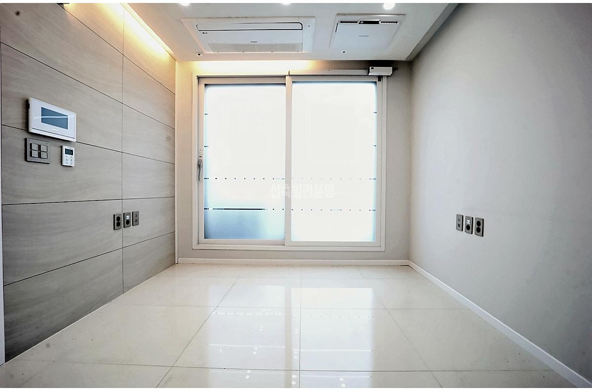 Q1183913 1 마포구 동교동 183 9 더프라임 802호2R분385 실1억 010 3 @@ HQ 20260508 213454