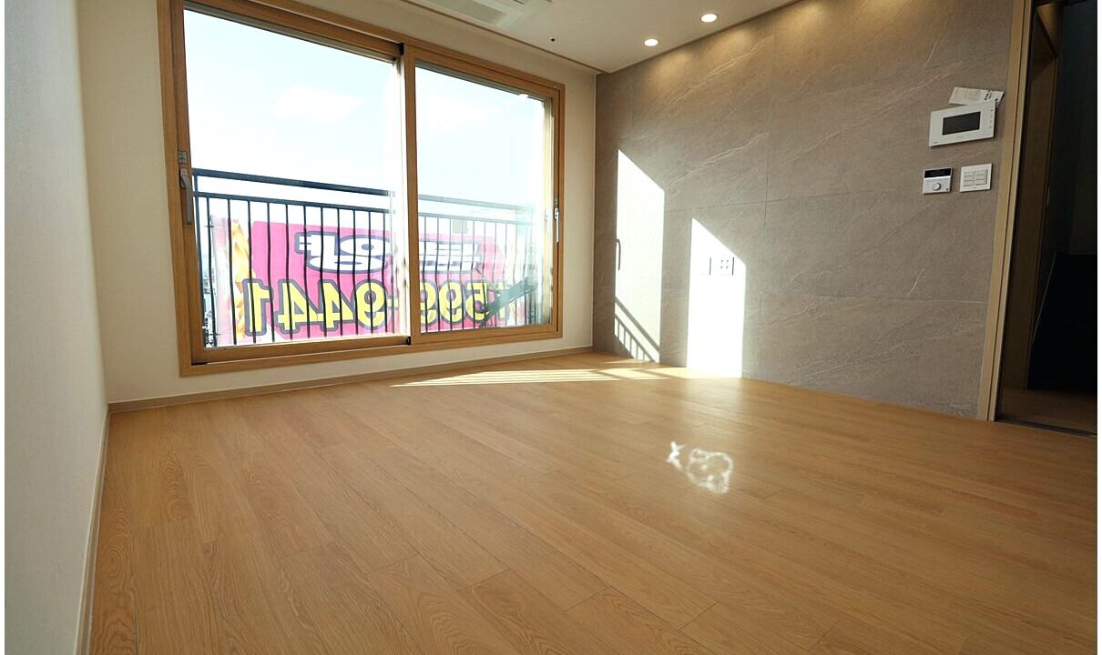 M27112716 1 안양시 만안구 안양동 711 27 꿈에그린10차 701호 3R2T 복 9 @@
