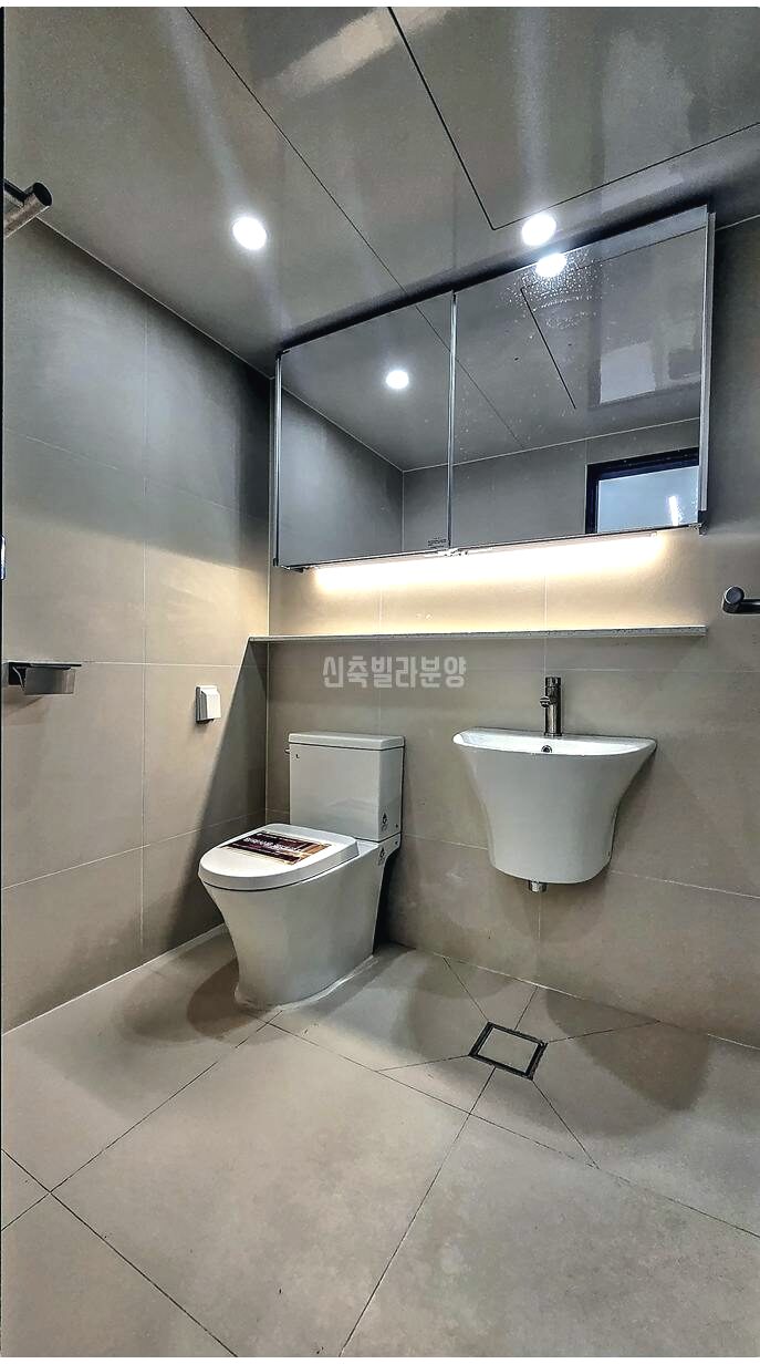 20260831 105239 3379